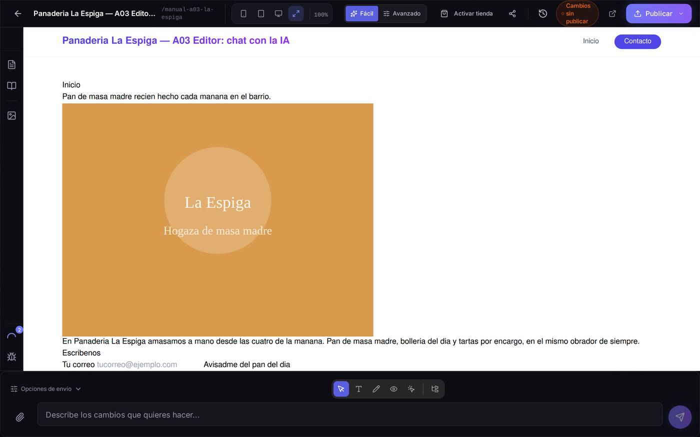 El editor recién abierto en modo Fácil. A la derecha, tu web; abajo, el cuadro donde le hablas a la IA; arriba, el aviso naranja de que hay cambios sin publicar.
