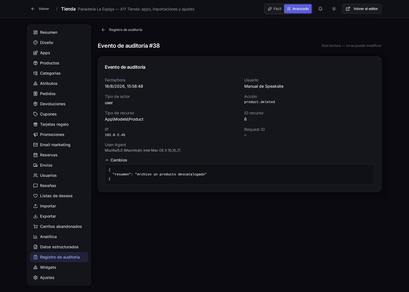 El detalle de un cambio: fecha, quién, desde qué dirección de internet y con qué navegador, y abajo el bloque **Cambios** con lo que se modificó. El aviso de la esquina lo dice claro: es **solo lectura**, un registro no se puede retocar.